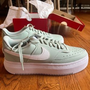 W Nike Court Vision Alfa Ltr